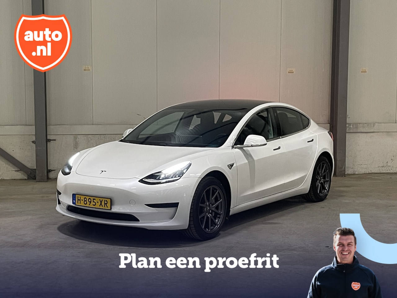 Tesla Model 3 - Standard RWD Plus 60 kWh | Autopilot | Parelmoer | Panoramadak | 2 Kabels | Lederen bekled - AutoWereld.nl