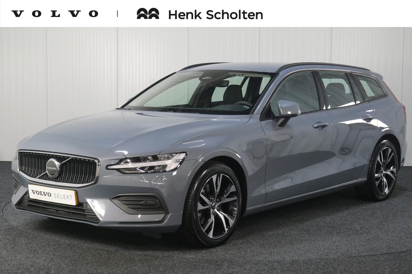 Volvo V60 - B3 AUT7 163PK Essential | Verwarmbare Voorstoelen | Adaptieve Cruise Control | Dodehoekdet - AutoWereld.nl