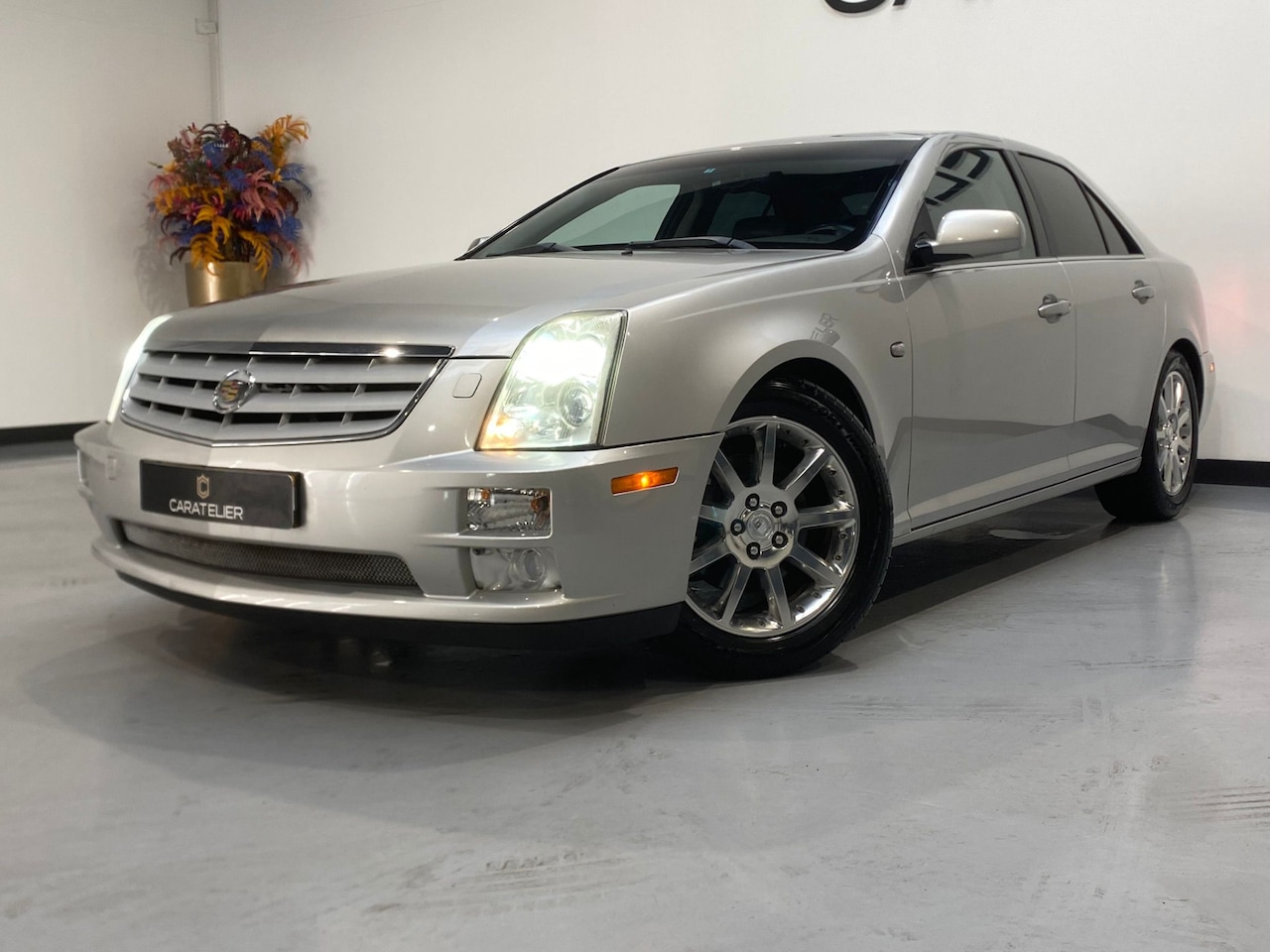 Cadillac STS - 4.6 V8 Launch Edition 4.6 V8 Launch Edition - AutoWereld.nl