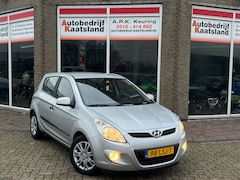 Hyundai i20 - 1.4i DynamicVersion - 5 drs - Airco - 2010