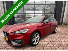 Seat Leon Sportstourer - 1.5 TSI FR Style Business Intense | LED | ACC | Trekhaak | Virtual | Stuur & stoelverwarmi