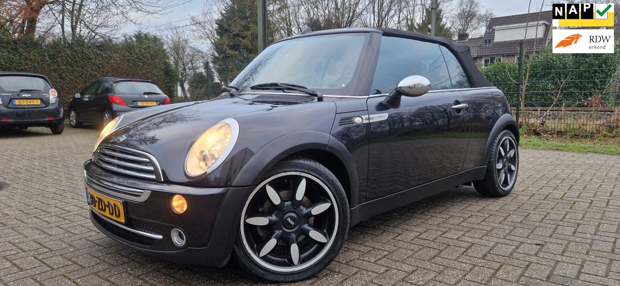 MINI Cabrio - Mini 1.6 Cooper Sidewalk 1ste eigenaar - AutoWereld.nl