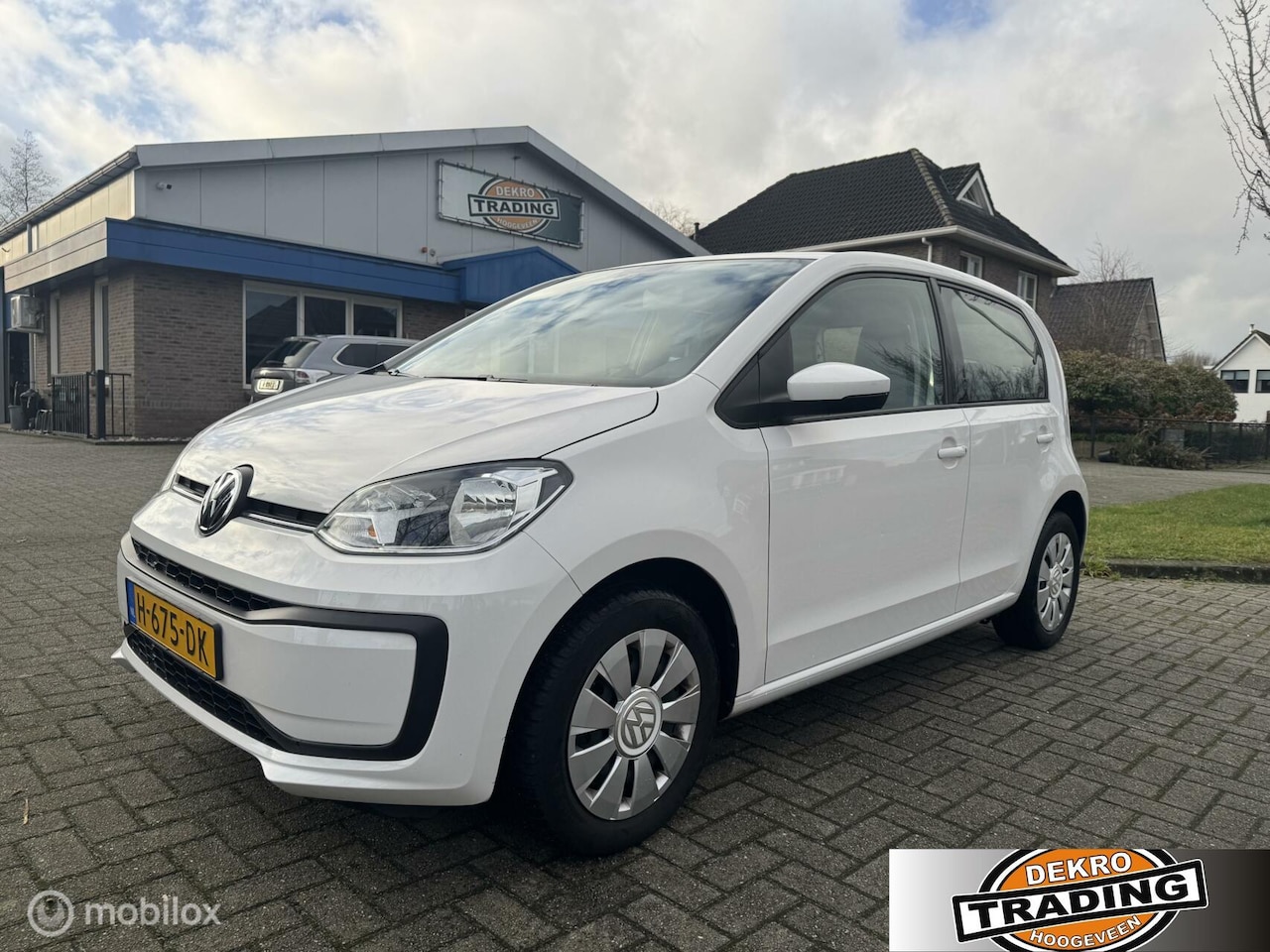 Volkswagen Up! - 1.0 BMT move up! 2020 airco! 5 deurs - AutoWereld.nl