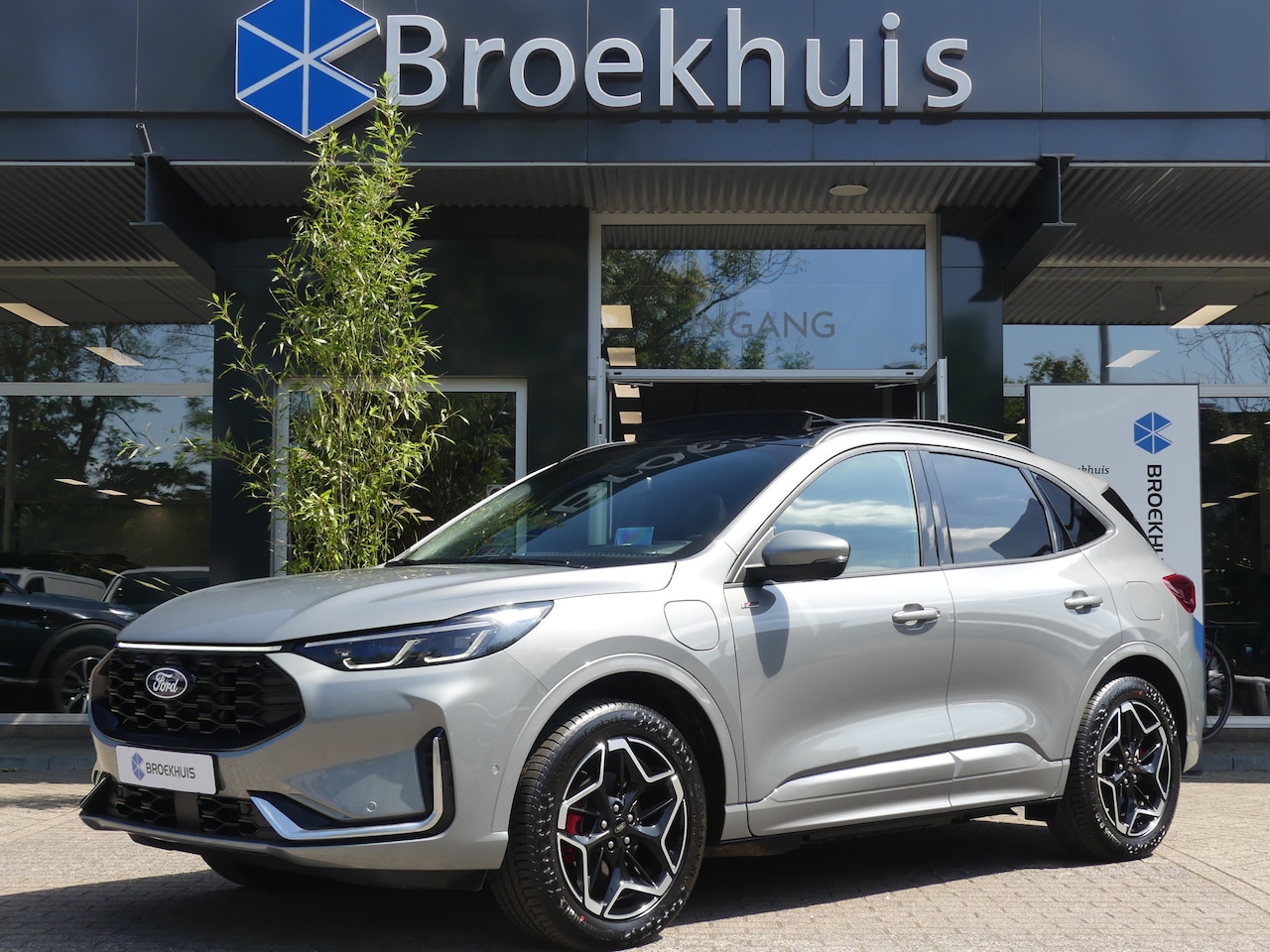 Ford Kuga - 2.5 PHEV 243PK ST-Line X | TREKHAAK | PANORAMADAK | ADAPTIVE CRUISE | DODEHOEKDETECTIE | M - AutoWereld.nl