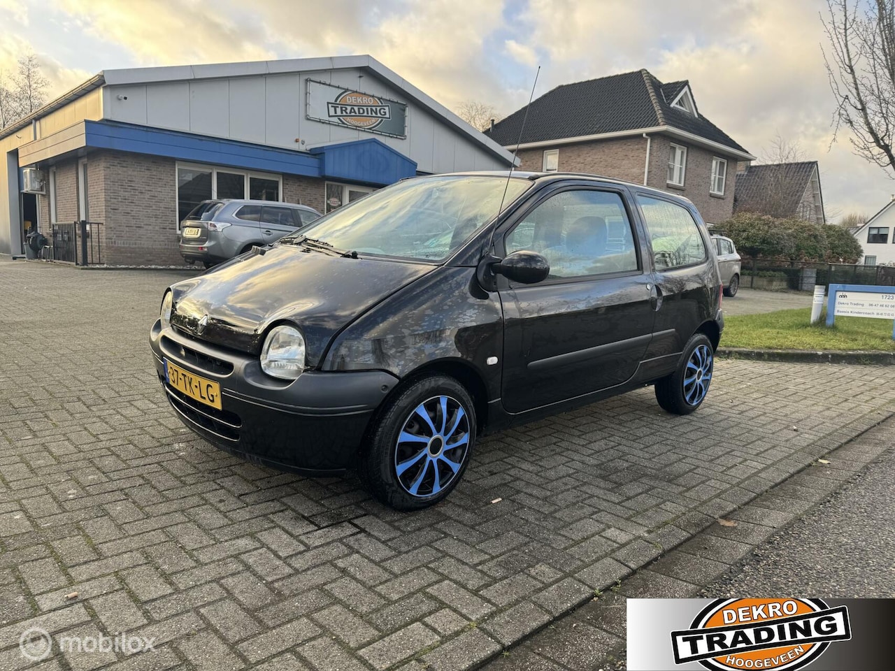 Renault Twingo - 1.2 Emotion Airco elektrische ramen - AutoWereld.nl