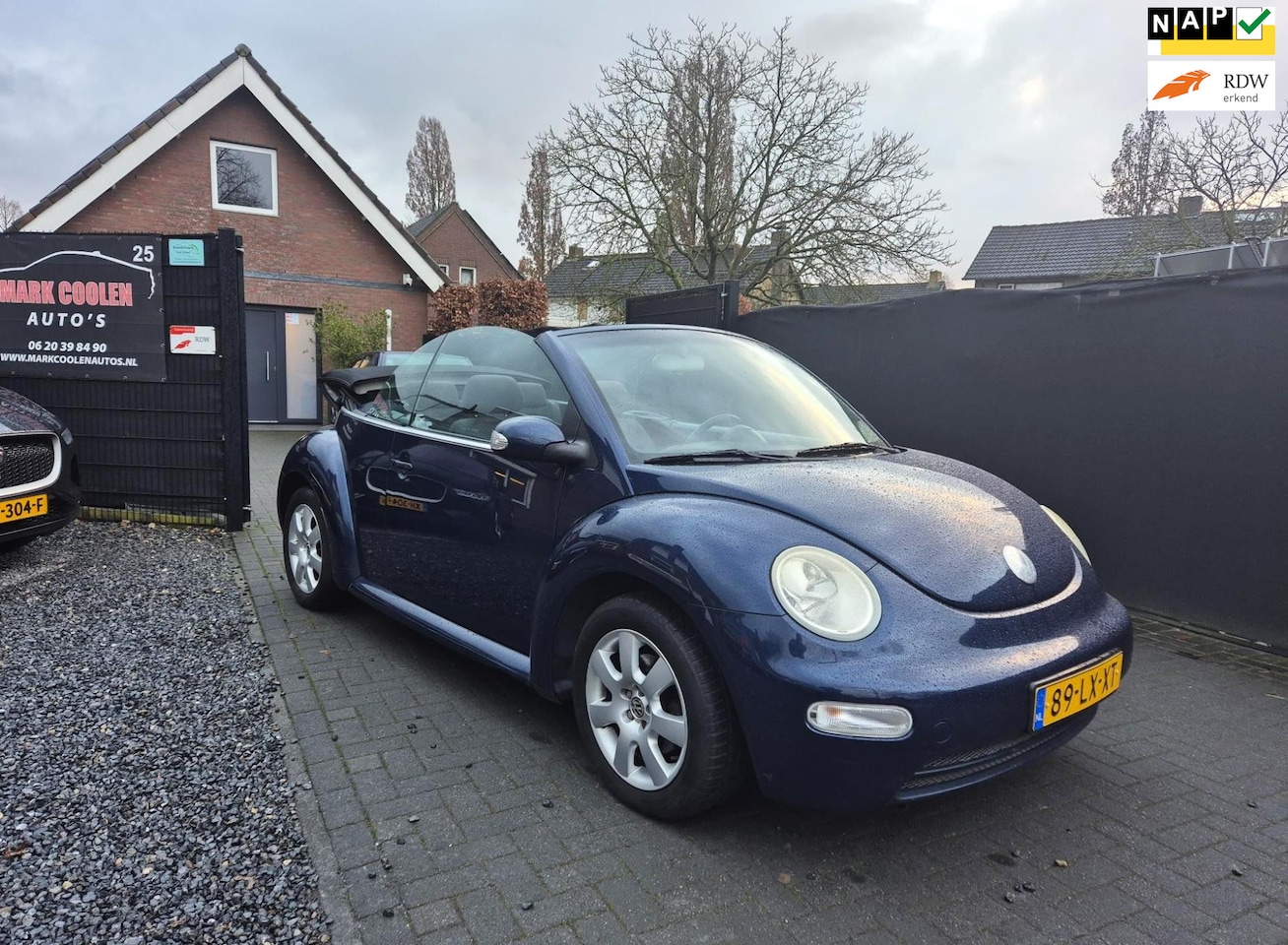 Volkswagen New Beetle Cabriolet - 1.6 Cabrio Elektrisch dak Airco - AutoWereld.nl