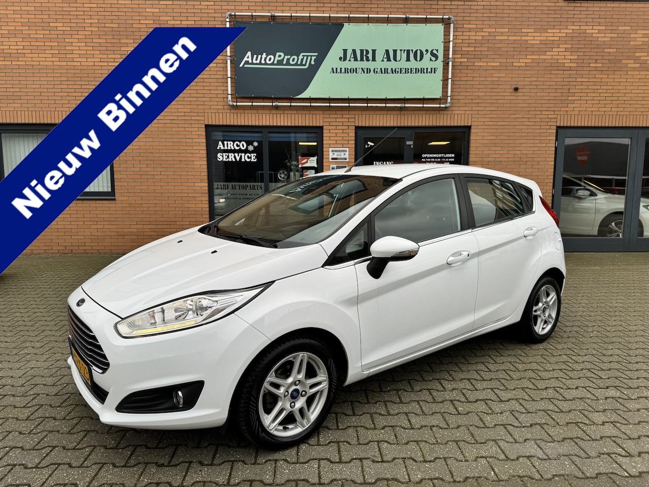 Ford Fiesta - 1.0 EcoBoost Titanium Cruise, clima etc - AutoWereld.nl