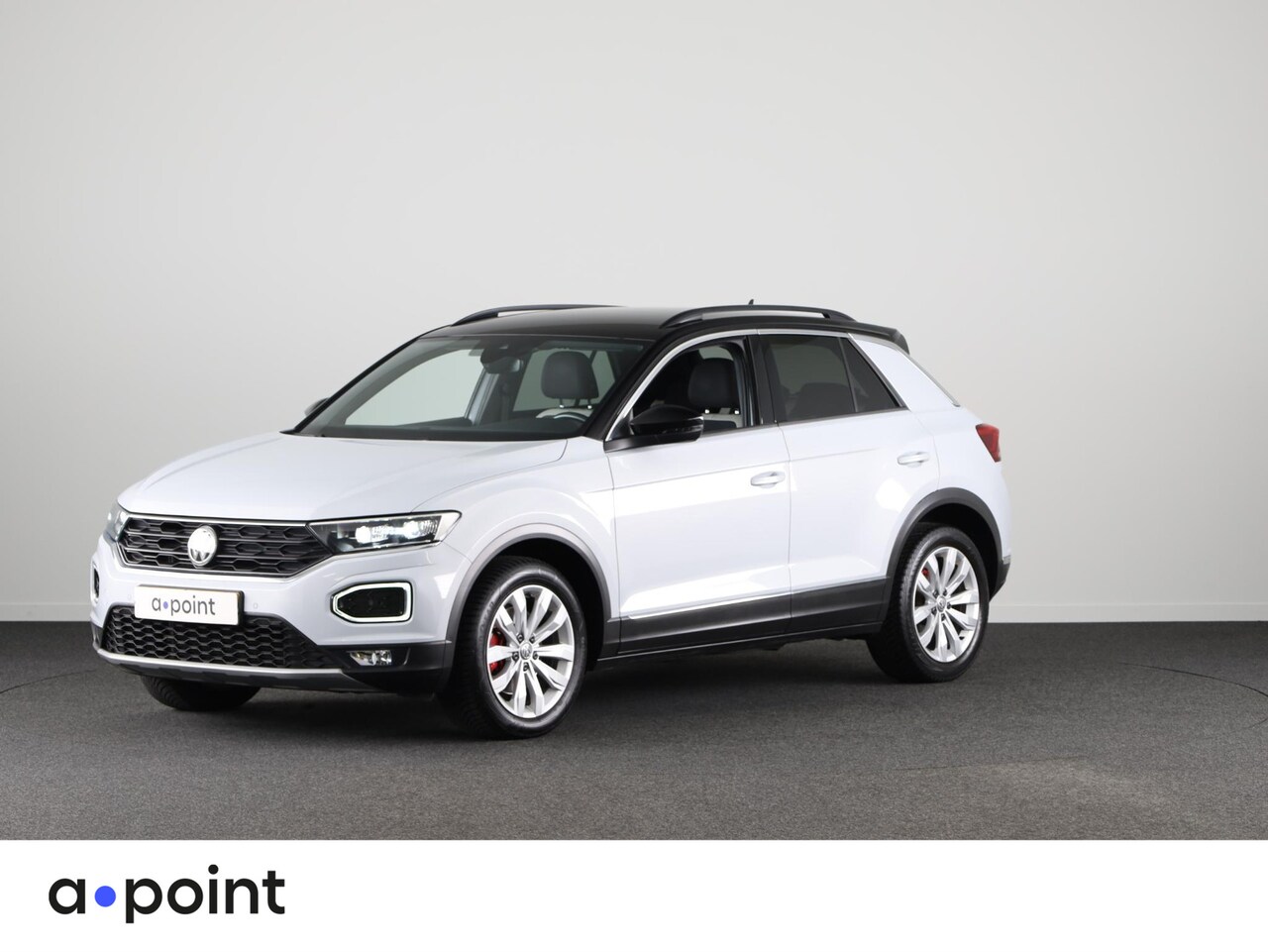 Volkswagen T-Roc - 1.5 TSI Sport 150 pk Automaat (DSG) | Navigatie | Trekhaak | Parkeersensoren | Adaptieve c - AutoWereld.nl