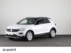 Volkswagen T-Roc - 1.5 TSI Sport 150 pk Automaat (DSG) | Navigatie | Trekhaak | Parkeersensoren | Adaptieve c