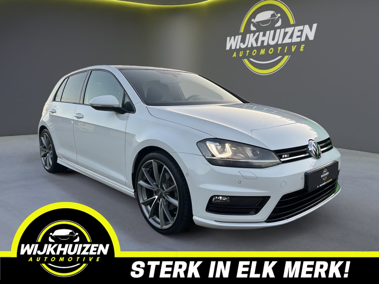 Volkswagen Golf - 1.4 TSI Highline 3x R-Line met Panorama dak !!! 18 Inch !!! Uniek !!! - AutoWereld.nl