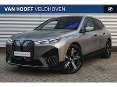 BMW iX - xDrive40 Executive / Sportpakket / Parking Assistant Plus / Comfort Access / Driving Assis