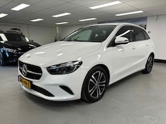 Mercedes-Benz B-klasse - 200 Luxury Line NIEUW MODEL Led Camera Trekhaak