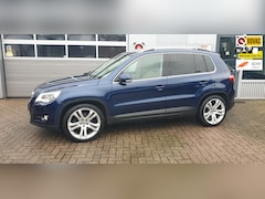 Volkswagen Tiguan - 2.0 TSI Sport&Style 4Motion Trekhaak Leer xenon Pano