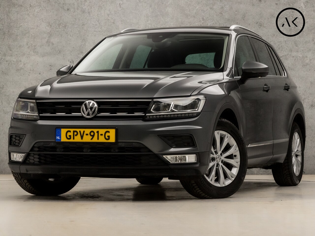 Volkswagen Tiguan - 1.4 TSI ACT Sportline 150Pk Automaat (PANORAMADAK, APPLE CARPLAY, 360 CAMERA, GROOT NAVI, - AutoWereld.nl