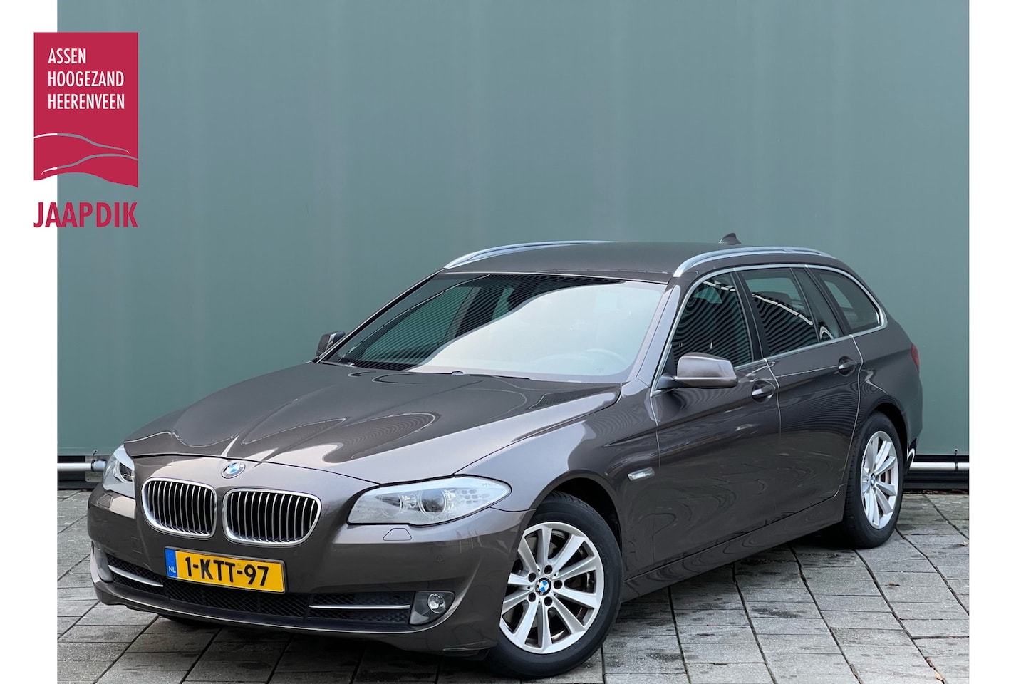 BMW 5-serie Touring - BWJ 2013 | 520i 184PK AUTOMAAT | LEER | TREKHAAK | CLIMA | NAVI | EL KOFFERKLEP | CRUISE | - AutoWereld.nl