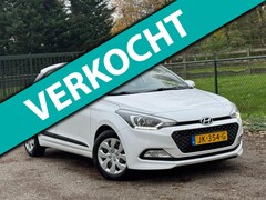 Hyundai i20 - 1.1 CRDI Business Edition /Diesel/Navi/Camera/Trekhaak/