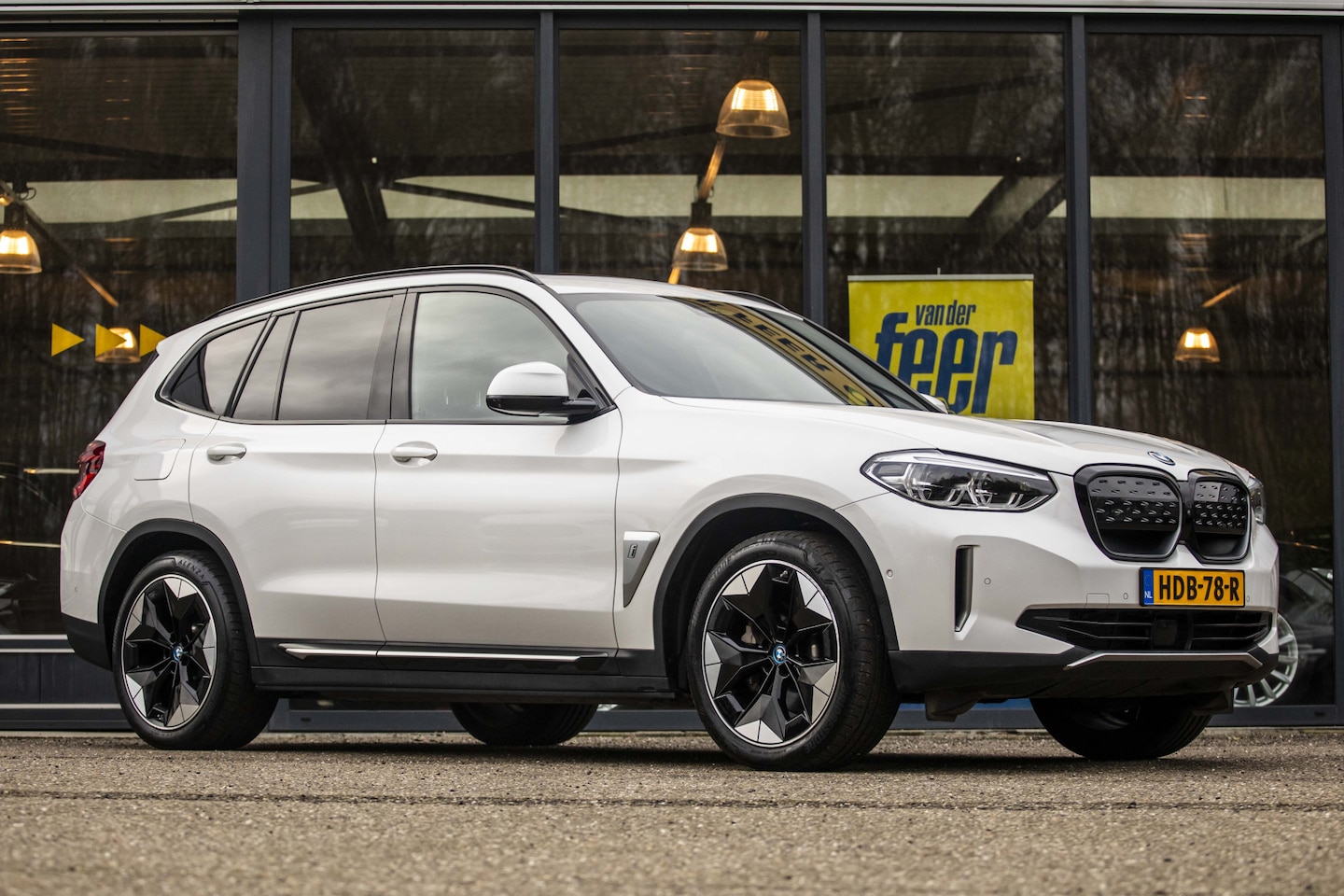 BMW iX3 - High Executive 80 kWh - AutoWereld.nl