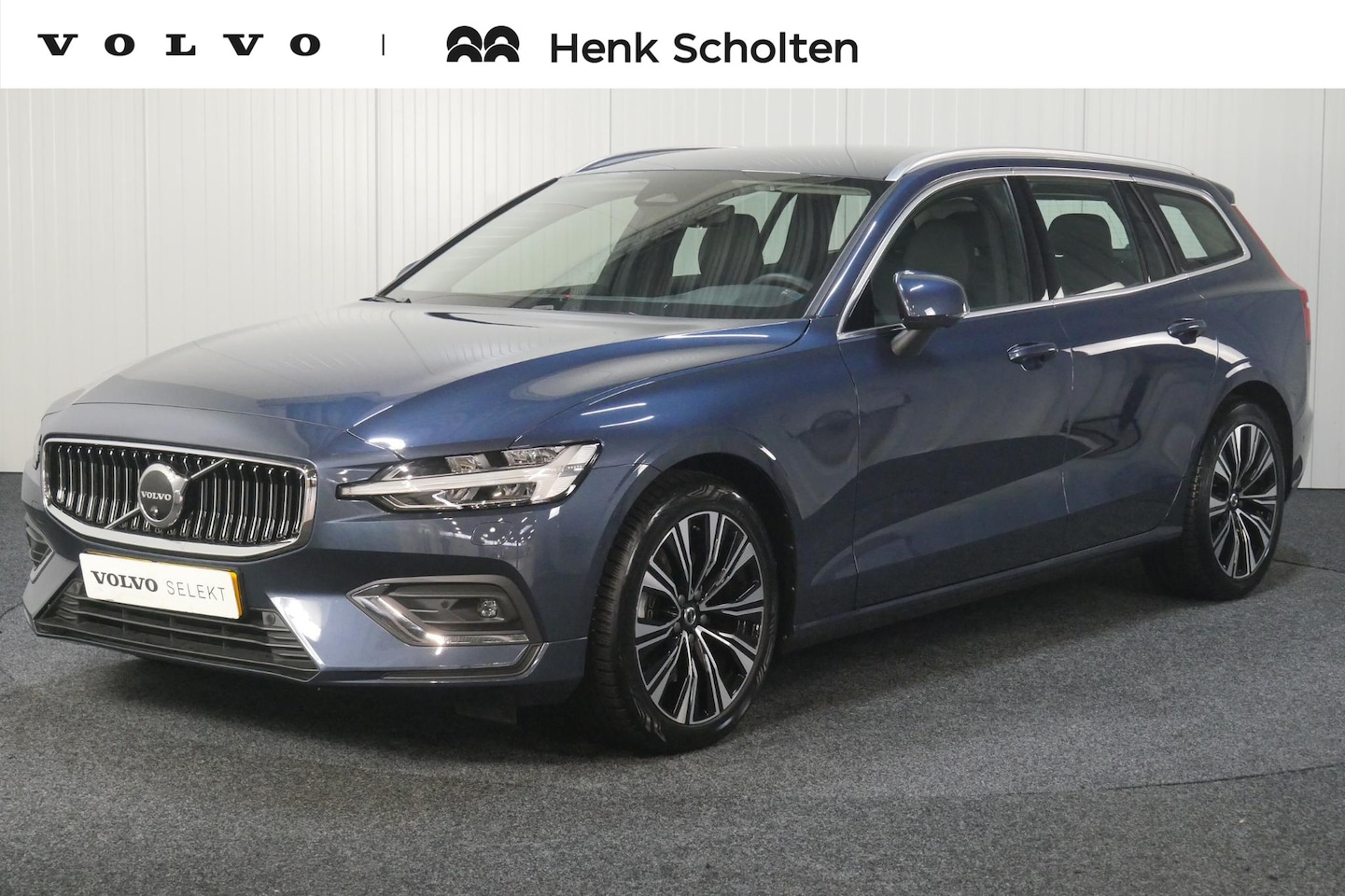 Volvo V60 - B3 AUT7 163PK Plus Bright | Verwarmbare Voorruit | Adaptieve Koplampen | Harman Kardon Aud - AutoWereld.nl