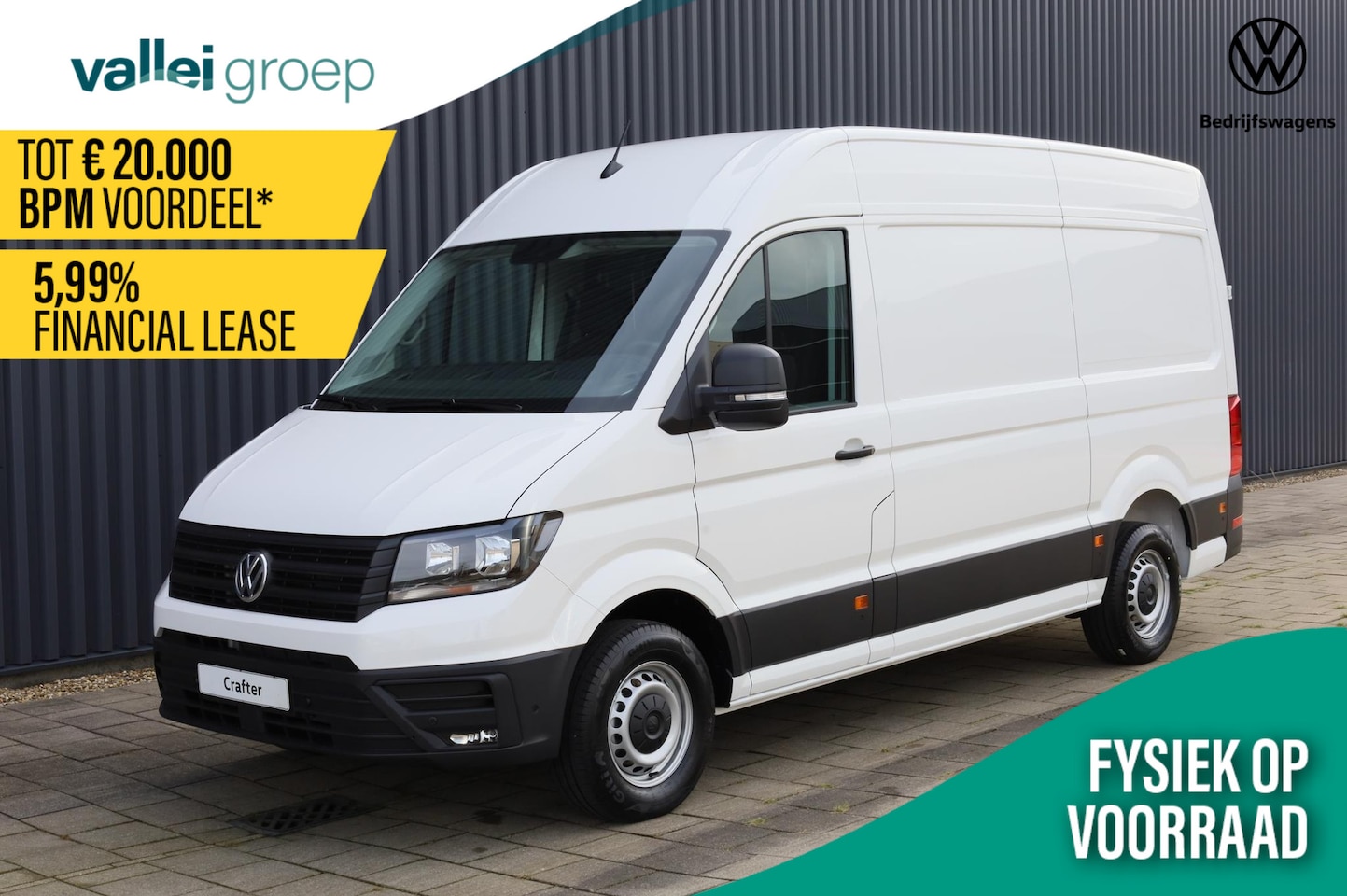 Volkswagen Crafter - 2.0 TDI EU6 177PK Highline L3H3 GVW 3.0T WB 3640 | Camera | Trekhaak | Climatic | Cruise - AutoWereld.nl