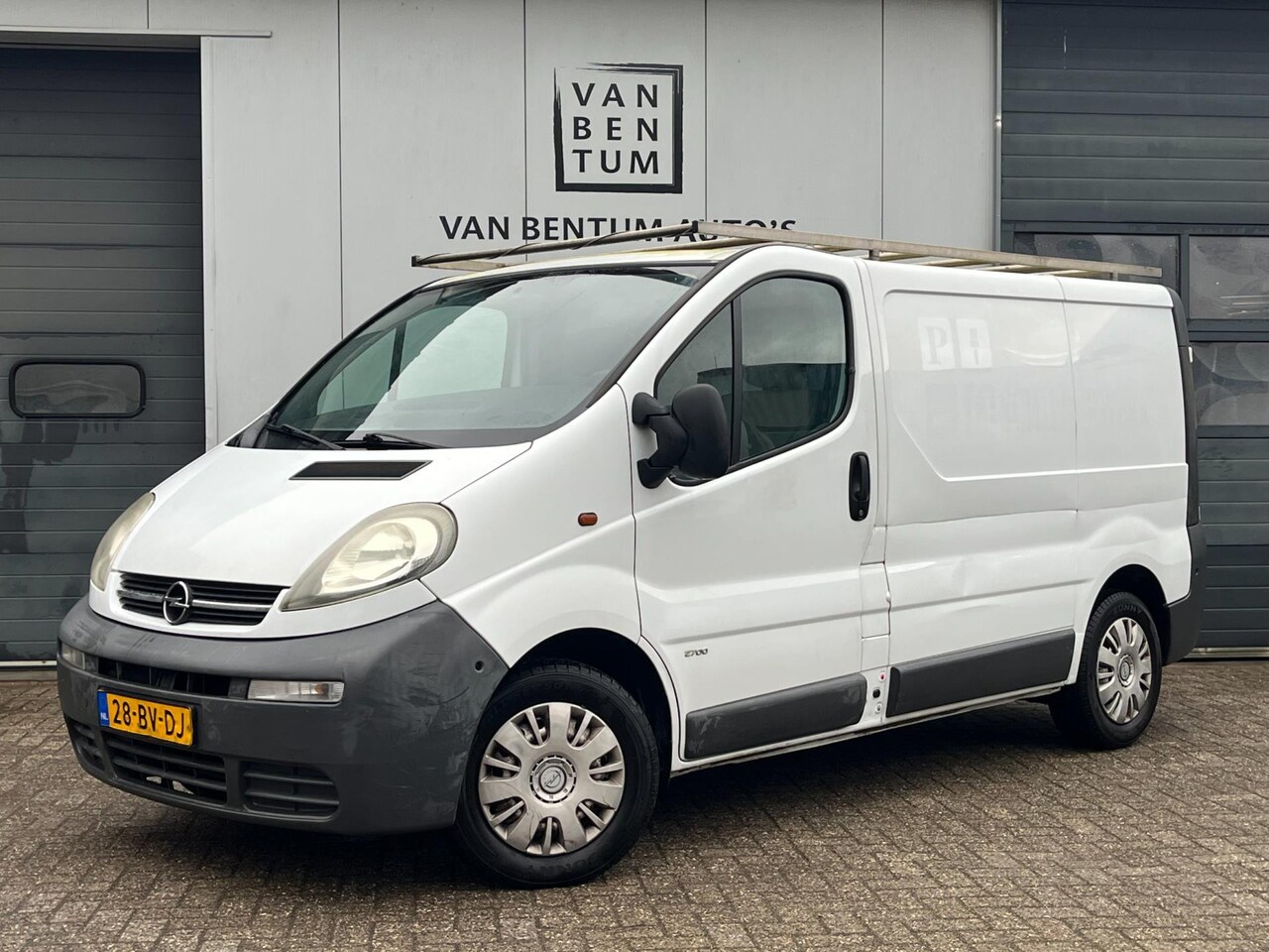 Opel Vivaro - 1.9 CDTI L1H1 3-pers. DYNAMO DEFECT - AutoWereld.nl