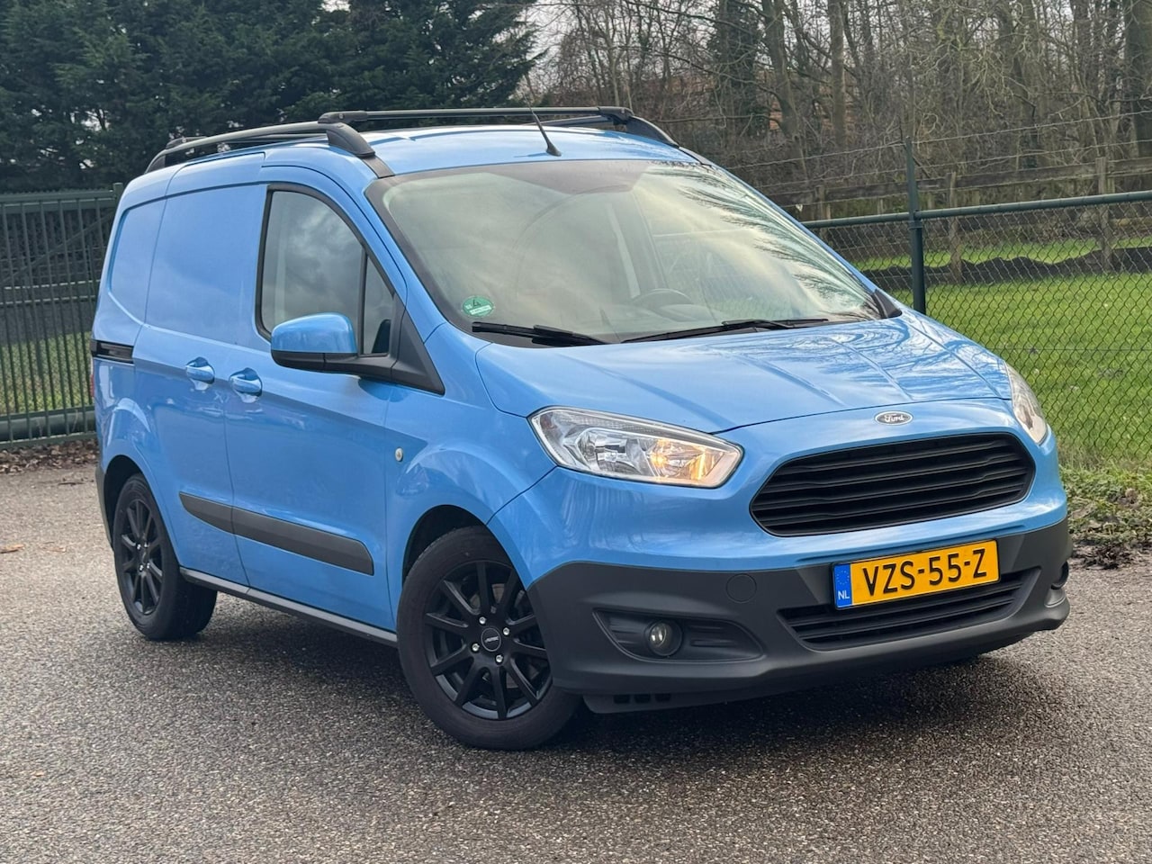 Ford Transit Courier - 1.0 Trend /Benzine/Marge/Grijskenteken/ - AutoWereld.nl