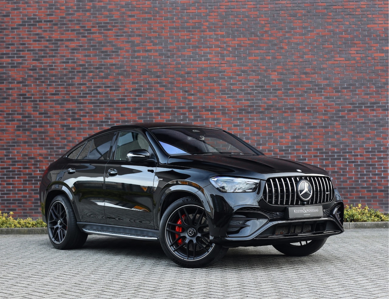 Mercedes-Benz GLE-Klasse Coupé - AMG 53 Hybrid 4MATIC+ *Pano*Trekhaak*Head-Up* - AutoWereld.nl