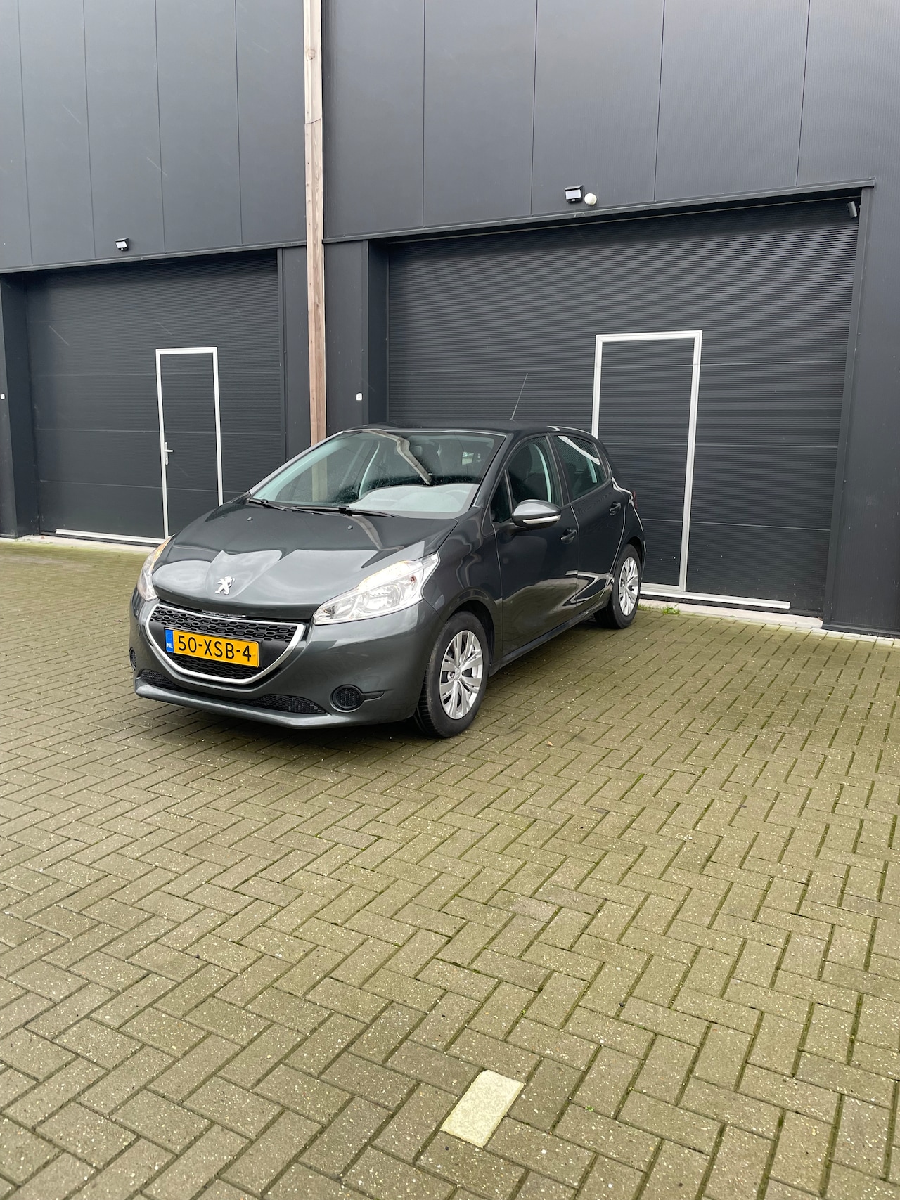 Peugeot 208 - 1.2 Vti Active Navigatie - AutoWereld.nl