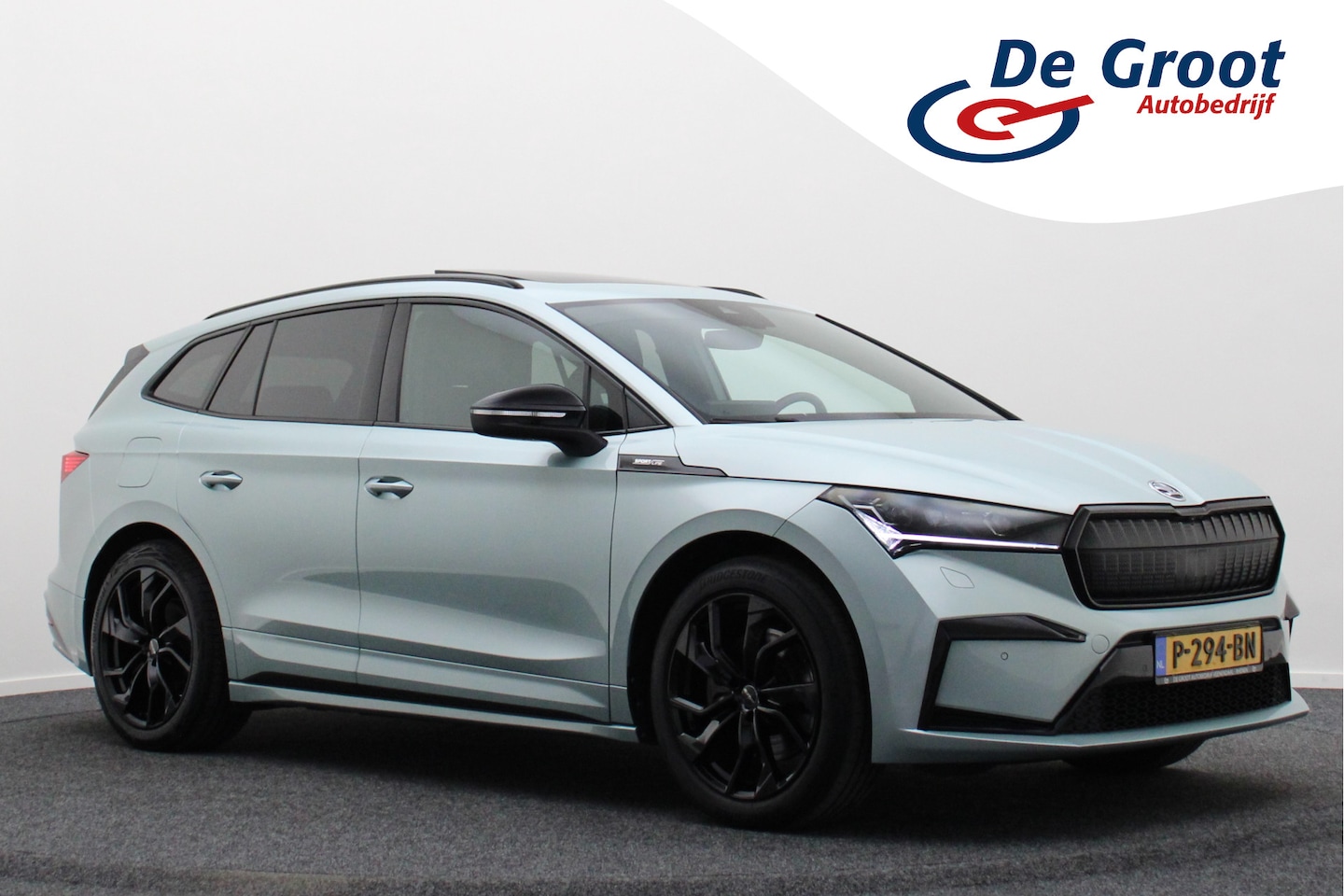 Skoda Enyaq iV - 80 Sportline Automaat Panoramadak, Keyless, Stoel-/Stuurverw., Apple CarPlay, Camera, Trek - AutoWereld.nl