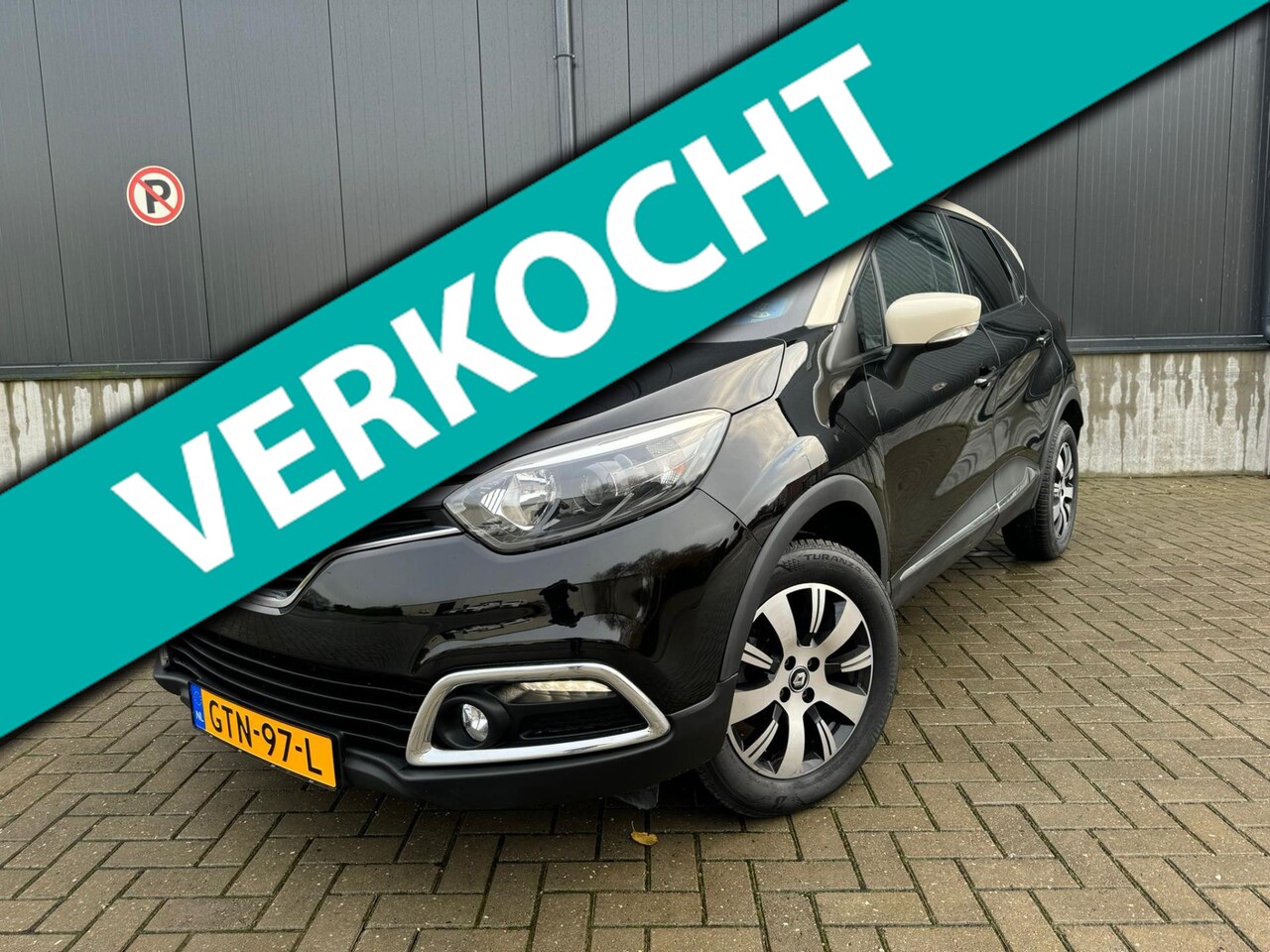 Renault Captur - 1.2 TCe Dynamique / Automaat / 118PK / 2-Tone / Cruise / Airco ! - AutoWereld.nl