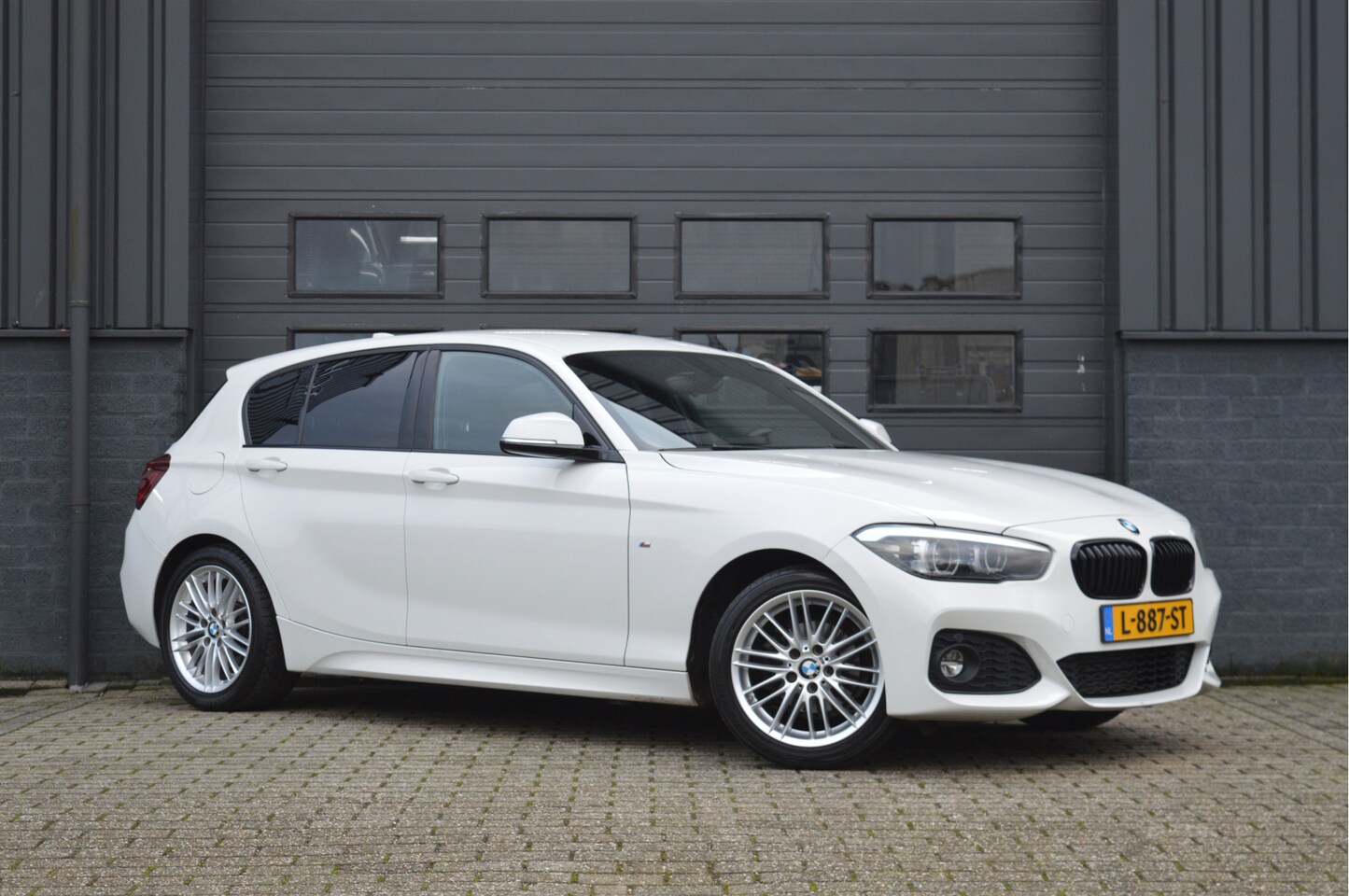 BMW 1-serie - 116i Edition M Sport Shadow Executive 116i Edition M Sport Shadow Executive - AutoWereld.nl