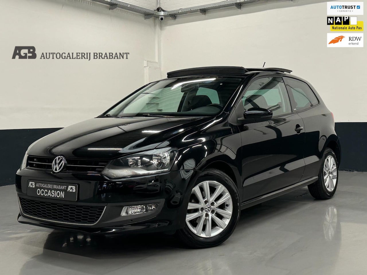 Volkswagen Polo - 1.2 Easyline Pano/Carplay/Climate/Cruise - AutoWereld.nl