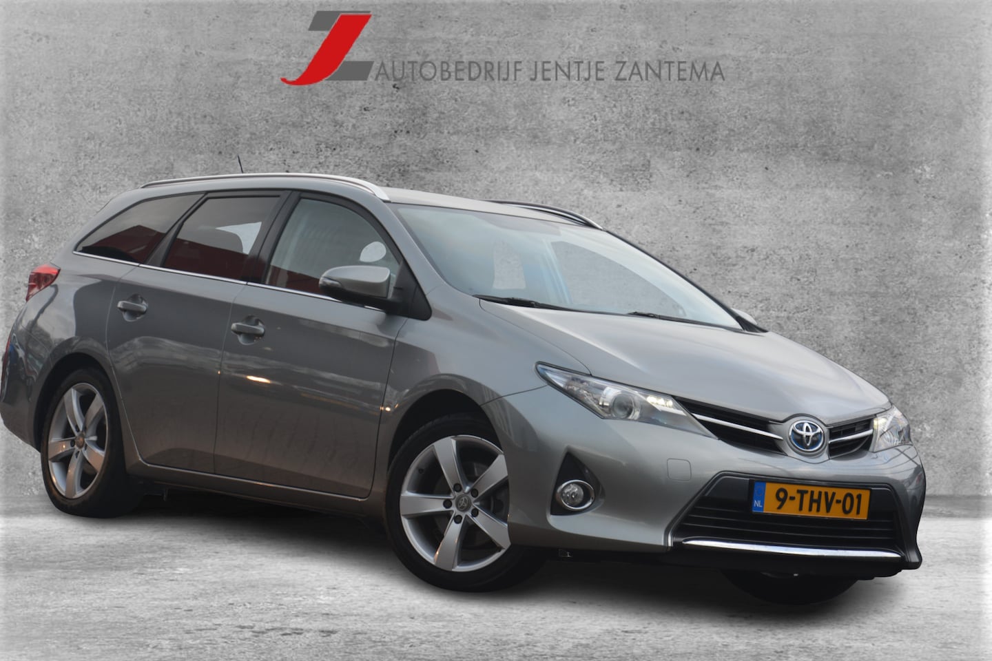 Toyota Auris Touring Sports - 1.8 Hybrid Lease Nederlandse auto zeer compleet dealeronderhouden hybride check onlangs ge - AutoWereld.nl