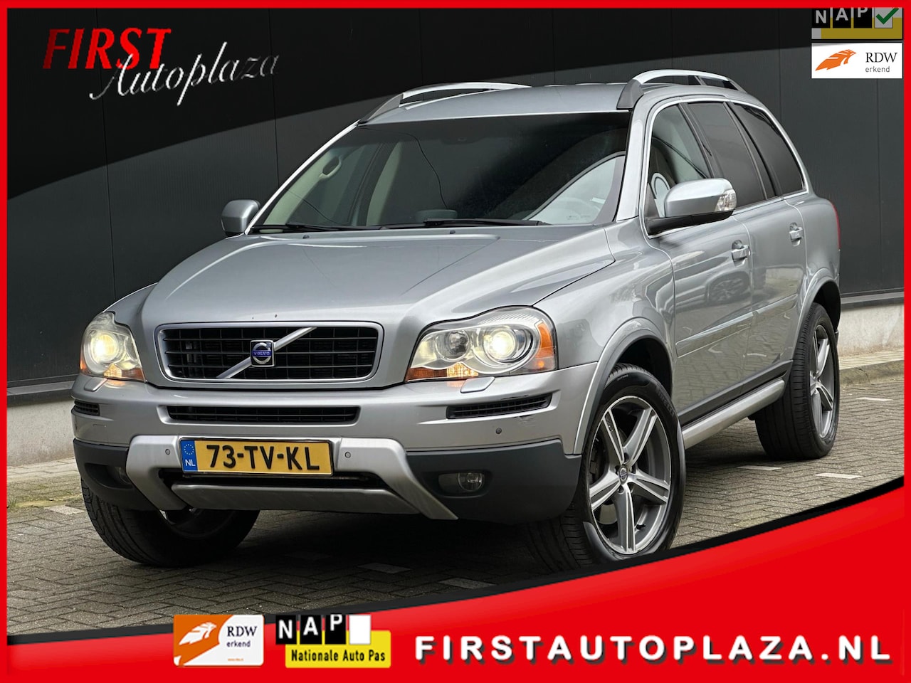 Volvo XC90 - 3.2 Sport AUTOMAAT R-DESIGN LEDER/NAVI/DVD/CRUISE/AIRCO | KEURIGE AUTO ! - AutoWereld.nl