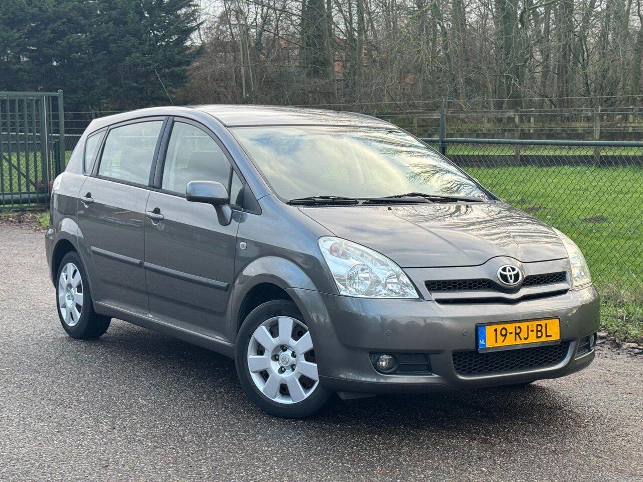 Toyota Corolla Verso - 1.8 VVT-i Sol /Trekhaak/Airco/ - AutoWereld.nl