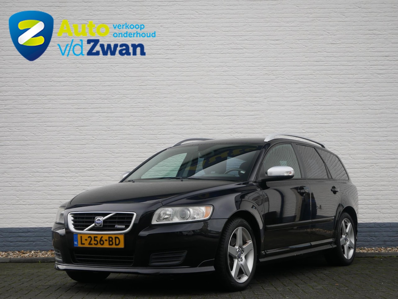 Volvo V50 - 1.8 125 Pk R-Design/Leer/Xenon/Cruise/Stoelverw. - AutoWereld.nl