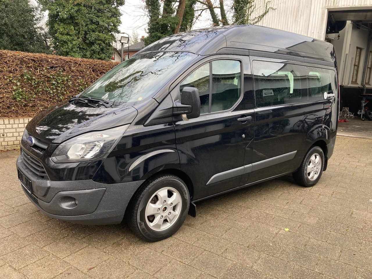 Ford Transit Custom - 2.0 TDCI L1H2 rolstoelbus airco rolstoelauto - AutoWereld.nl