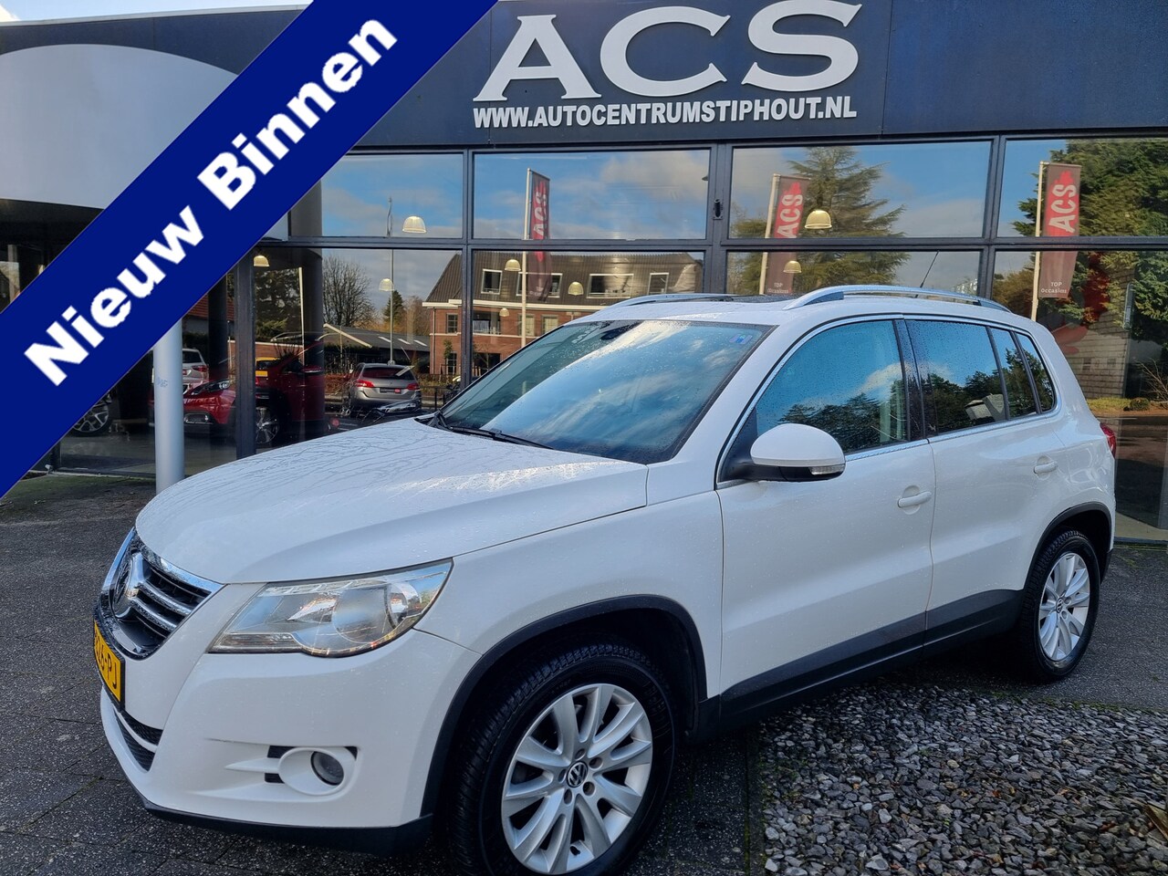 Volkswagen Tiguan - 2.0 TSI Sport&Style 4Motion - AutoWereld.nl