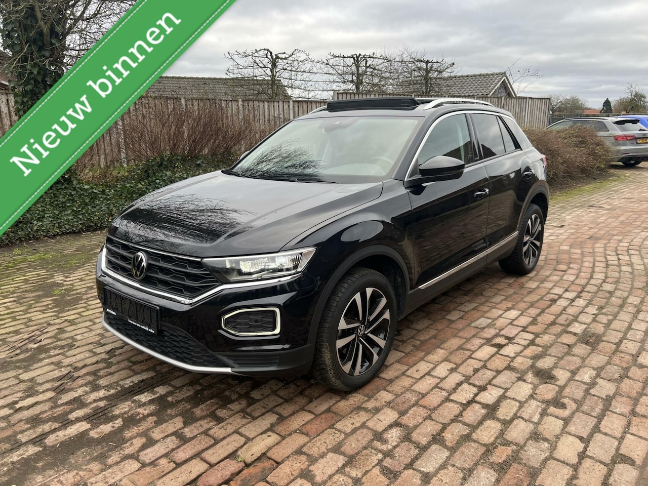 Volkswagen T-Roc - 1.5 TSI Sport Pano| Navi+BT| CARPLAY - AutoWereld.nl