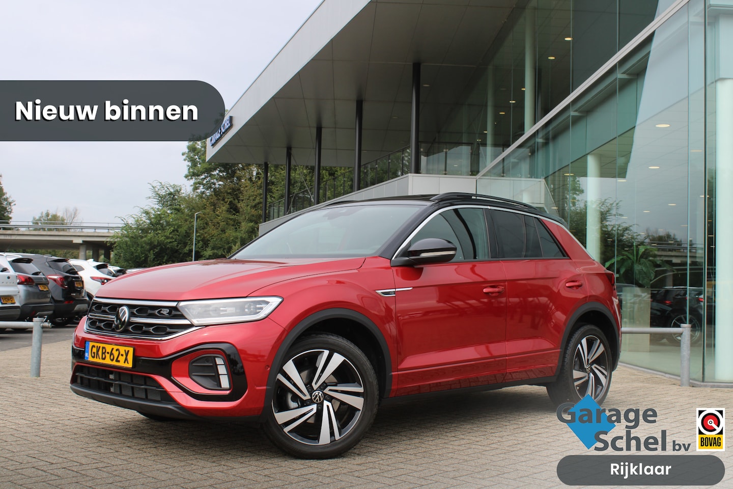 Volkswagen T-Roc - 1.5 TSI R-Line 150pk - Navi - Pano - Beats - Camera - Digital cockpit - Verwarmd stuur - R - AutoWereld.nl