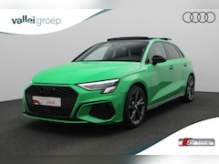 Audi A3 Sportback - 35 TFSI 150PK S-tronic S edition / S-Line | Pano | Fijnnappa leder | B&O | Camera | Stoelv