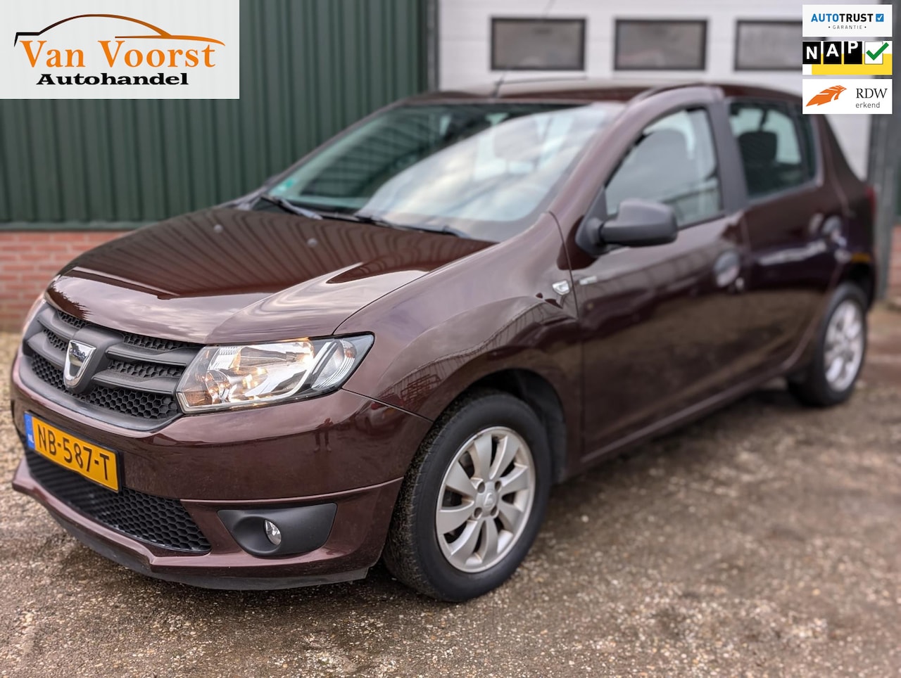 Dacia Sandero - 0.9 TCe S&S Robust Dacia onderhouden! APK - AutoWereld.nl