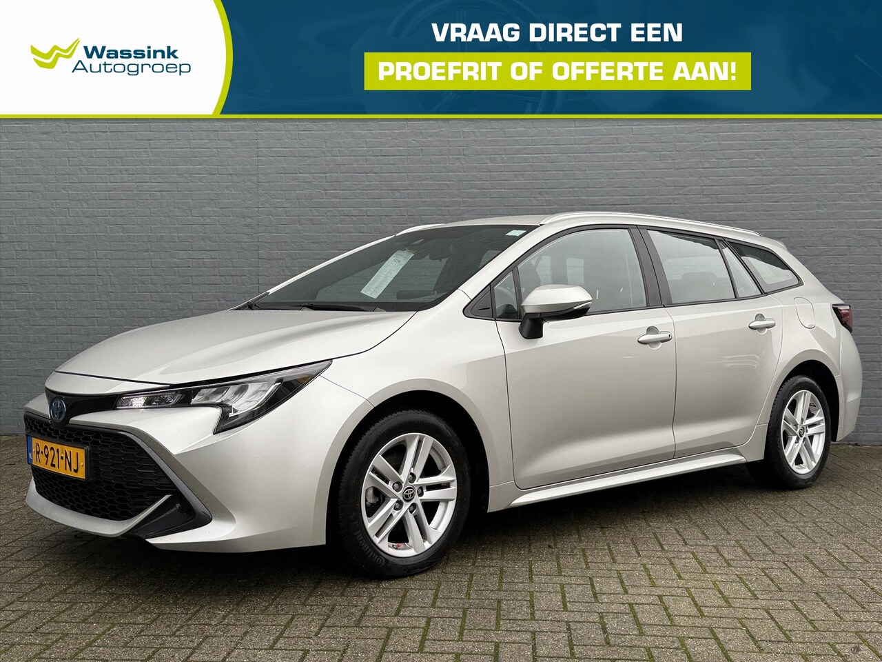 Toyota Corolla Touring Sports - 1.8 Hybrid 122pk CVT Active | Navigatie I MirrorLink I Climate control - AutoWereld.nl