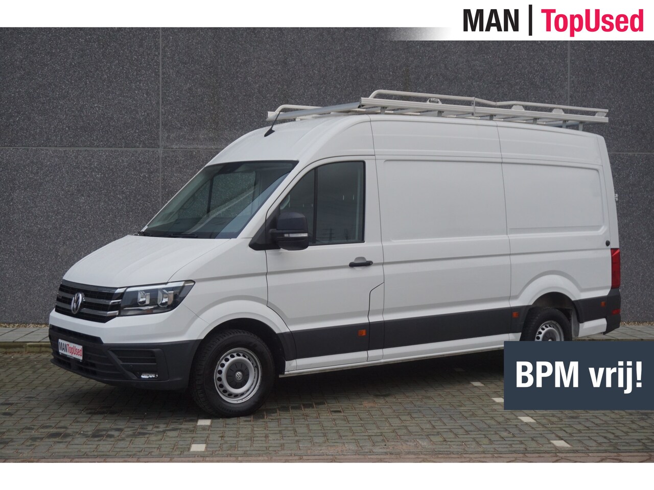 Volkswagen Crafter - 35 2.0 TDI L3H3 4Motion / Automaat / 177 PK / Navigatie / Apple Carplay / Airco - AutoWereld.nl