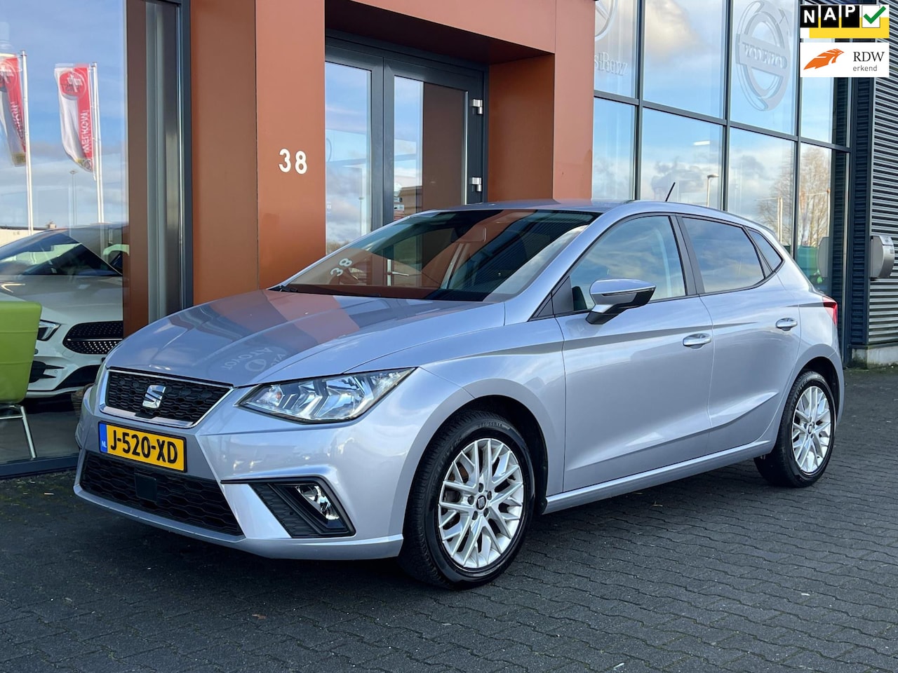 Seat Ibiza - 1.0MPI|Trekhaak|PDC|Bluetooth|Android auto|airco - AutoWereld.nl