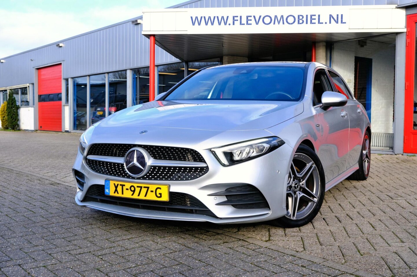 Mercedes-Benz A-klasse - 200 163pk Business Solution AMG Aut. Pano|Leder-Alcantara|WideScreen|LMV|Enz! - AutoWereld.nl