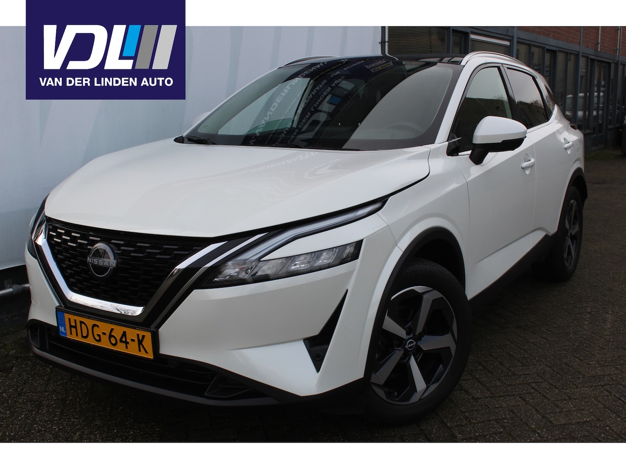 Nissan Qashqai - 1.3 MHEV Business Design 360 graden camera, Pano dak / AppleCarPlay/AndroidAuto, key-less, - AutoWereld.nl