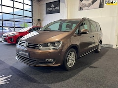 Volkswagen Sharan - 1.4 TSI Trendline Navigatie-Camera Cruise Climate Control Parkeersensoren LM-Velgen