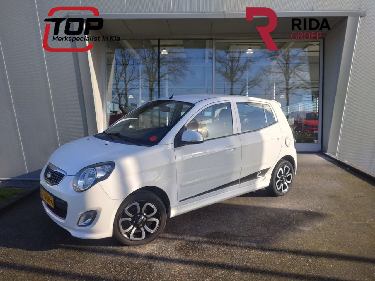 Kia Picanto - 1.1 R-SportbyKia 1.1 R-SportbyKia - AutoWereld.nl