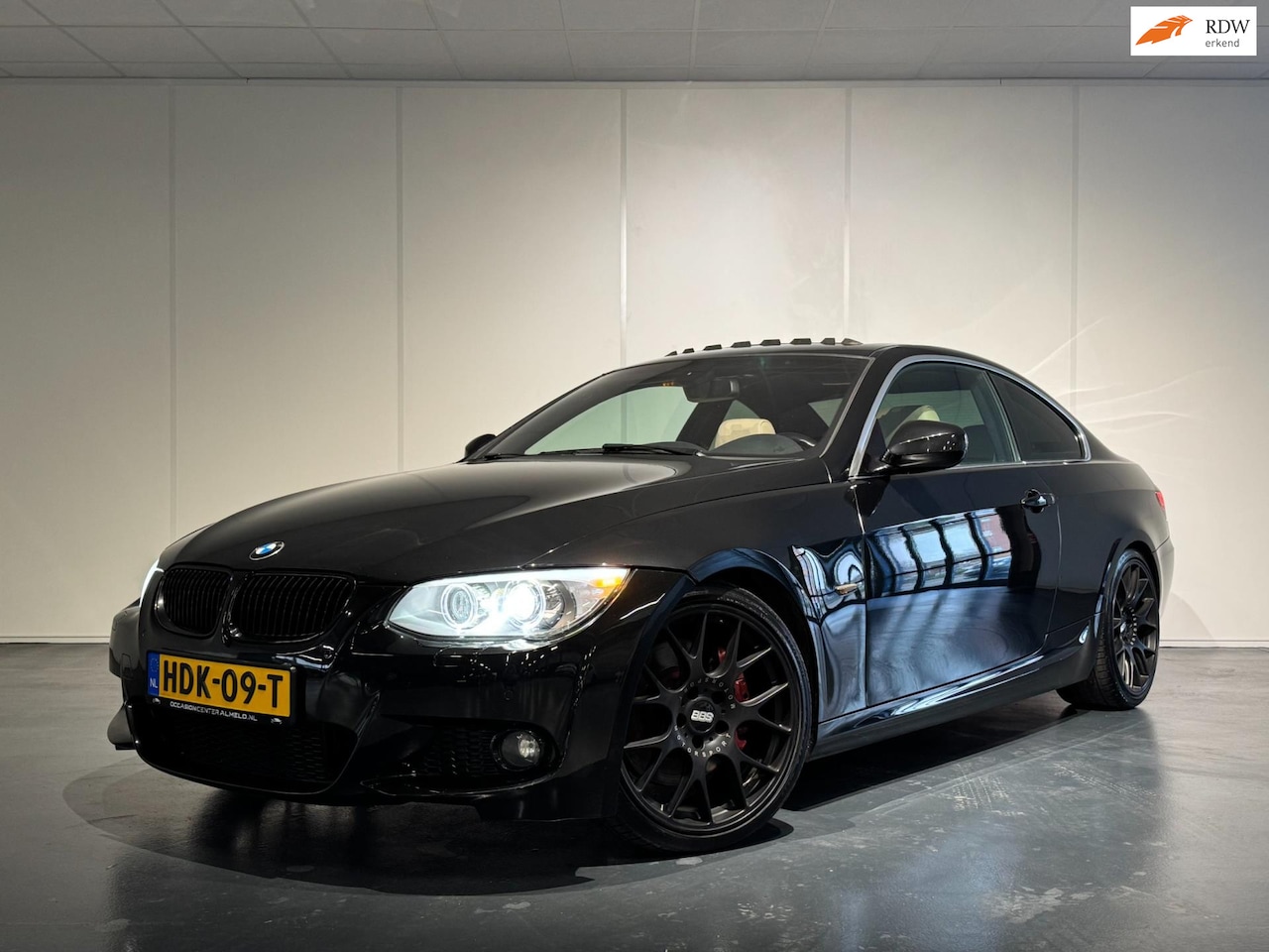 BMW 3-serie Coupé - 335i Business Line M-Sport AUT /BBS19''/Dak/E92/LCI/Leer/PDC/NAVI - AutoWereld.nl