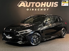 BMW 1-serie - 120i High Executive Edition M Pano/ H&K/ Schakelflippers/M stoelen/ Camera/ M Sport Remmen